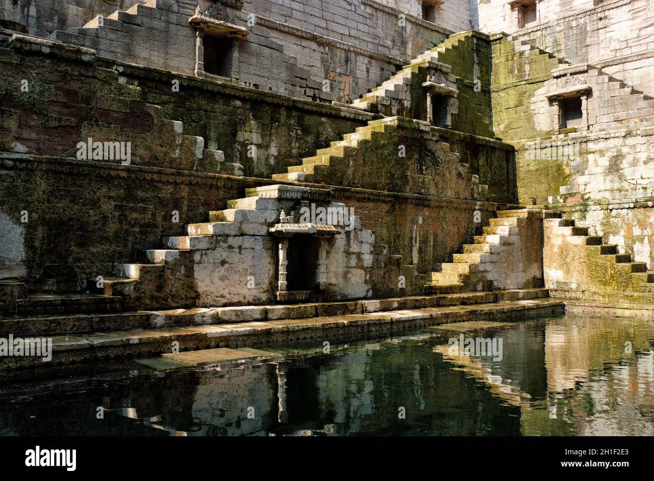 Toorji Ka Jhalra Bavdi célèbre dans le monde entier étape bien étape. Jodhpur, Rajasthan, Inde Banque D'Images