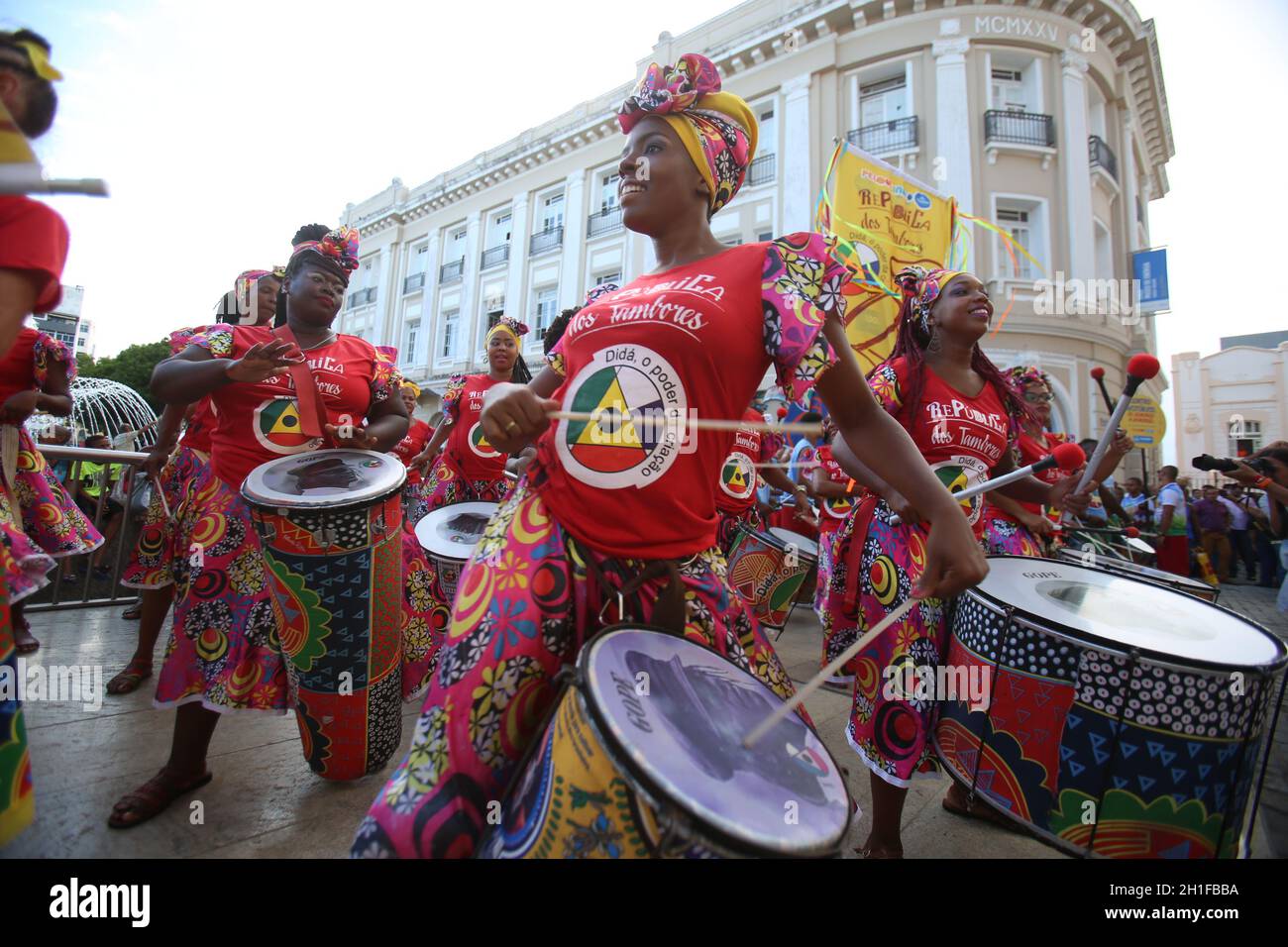 salvador, bahia / brésil - février 5, les membres de la bande de Dida sont vus lors d'une présentation à Pelourinho, Centre historique de la ville de Salvador. *** Lo Banque D'Images