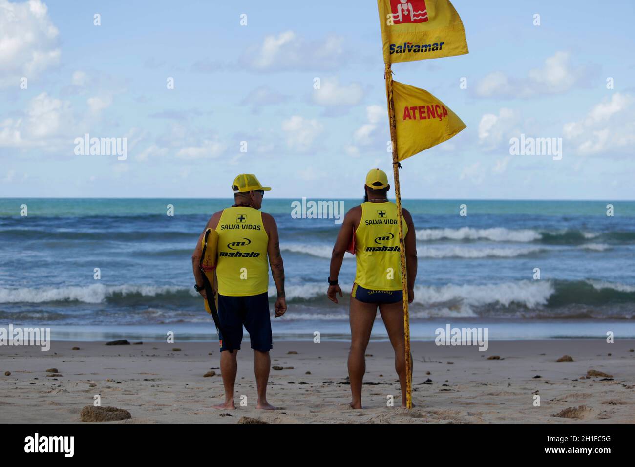 salvador, bahia / brésil - 26 juin 2019: Les sauveteurs sont vus à la plage de Patamares à Salvador. *** Légende locale *** Banque D'Images