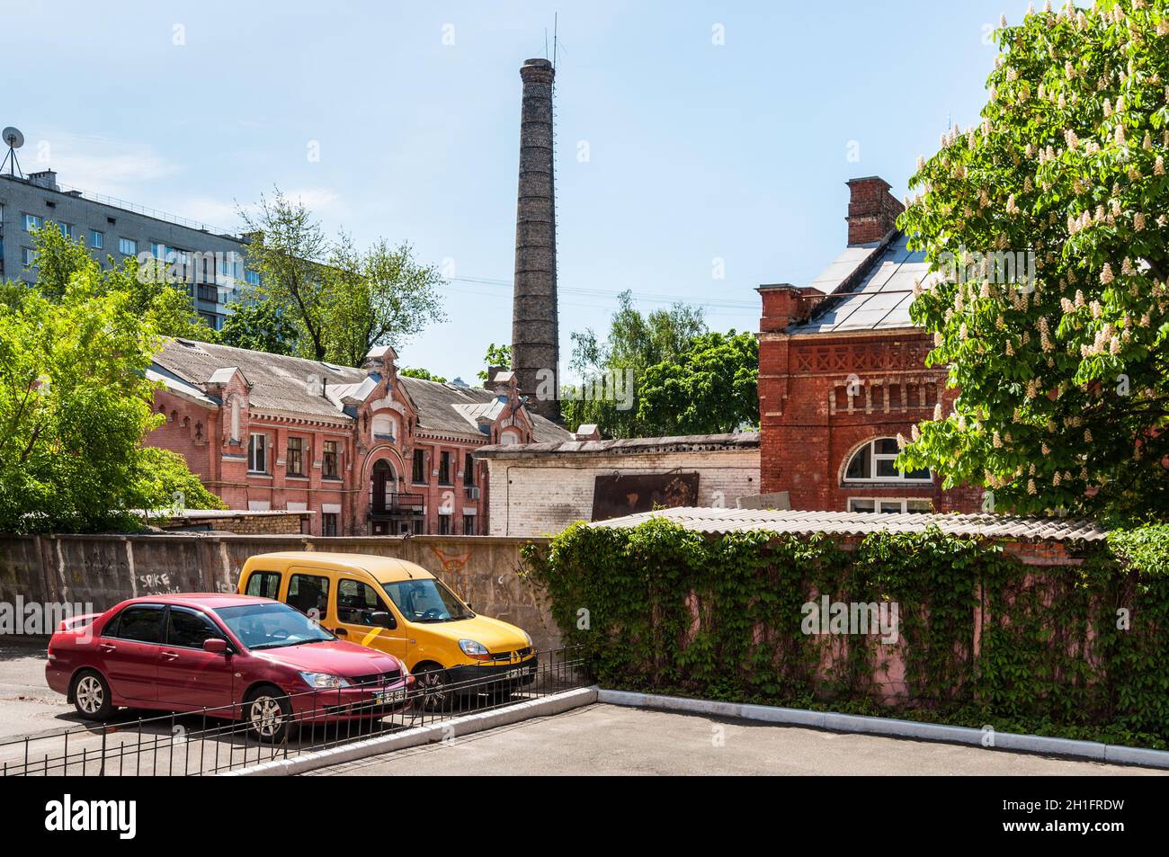 Kiev, Ukraine - le 10 mai 2015 : Ancien Vvedensky station de pompage des eaux usées (1894) dans le quartier historique appelé Podil (Podol), Kiev centre-ville. Banque D'Images