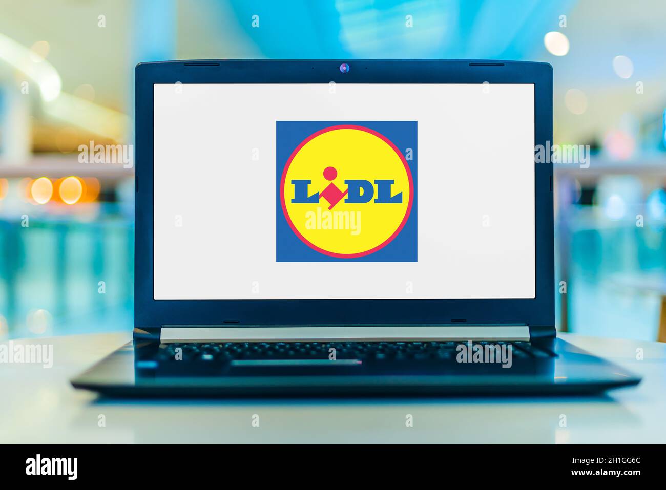 POZNAN, POL - 21 MAI 2020: Ordinateur portable affichant le logo de Lidl,  une chaîne de supermarchés à prix réduit, basée à Neckarsulm, en Allemagne  Photo Stock - Alamy