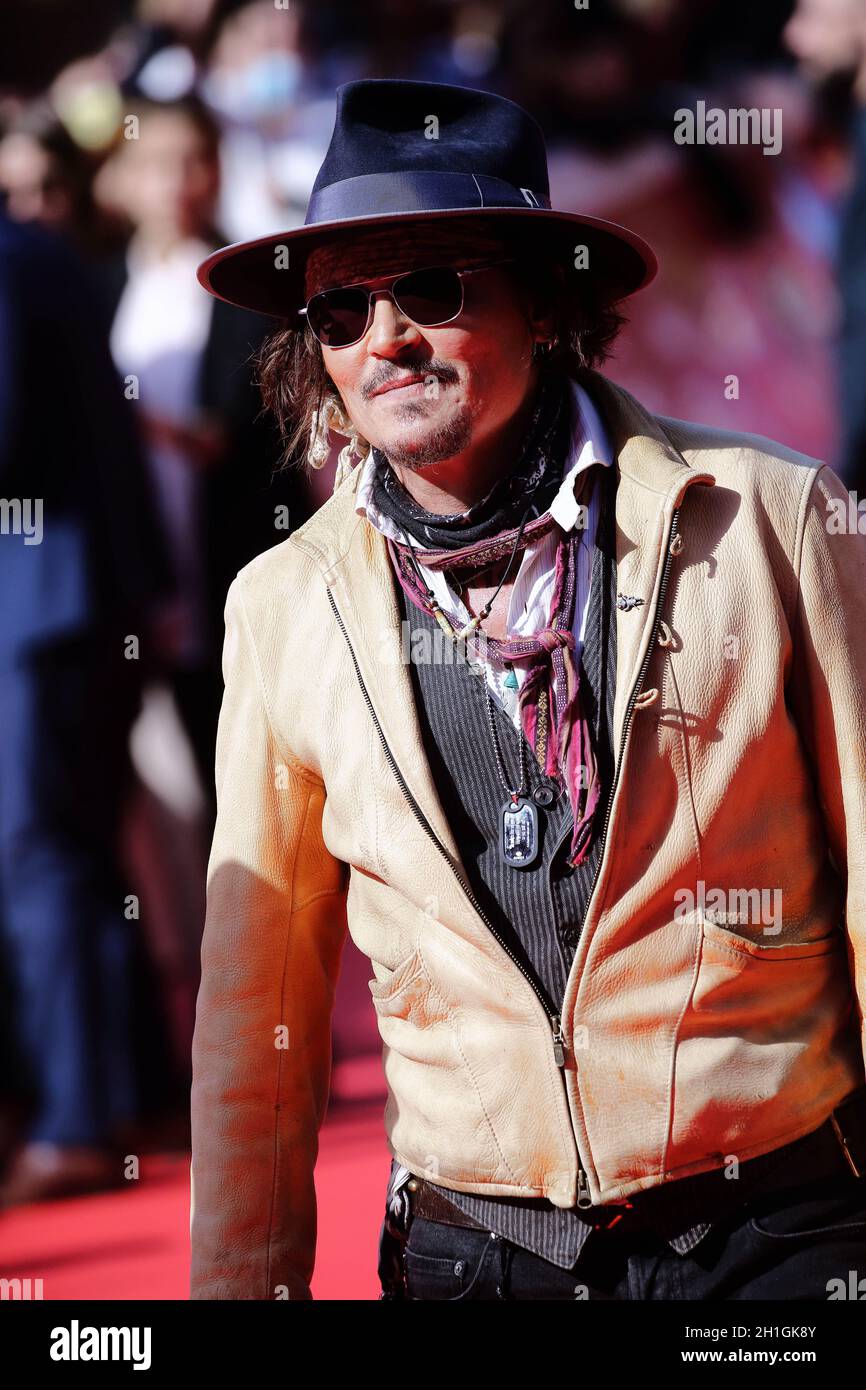 17 octobre 2021 - l'acteur JOHNNY DEEP sur le tapis rouge de Puffins au Festival du film de Rome, Italie.(Image de crédit : © Evandro Inetti/ZUMA Press Wire) Banque D'Images