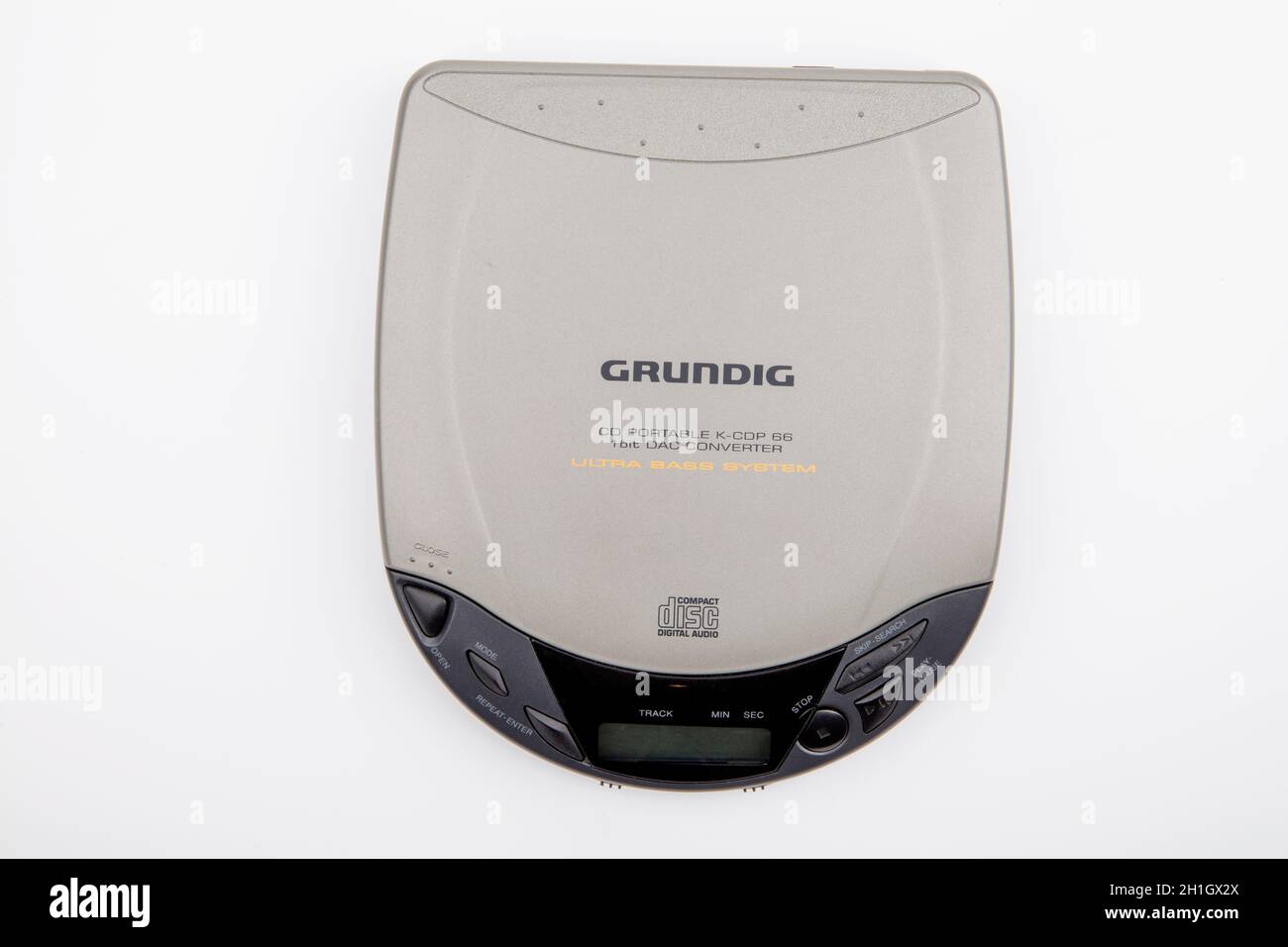 WETZLAR, ALLEMAGNE 2020-07-16 GRUNDIG lecteur de CD portable. Banque D'Images