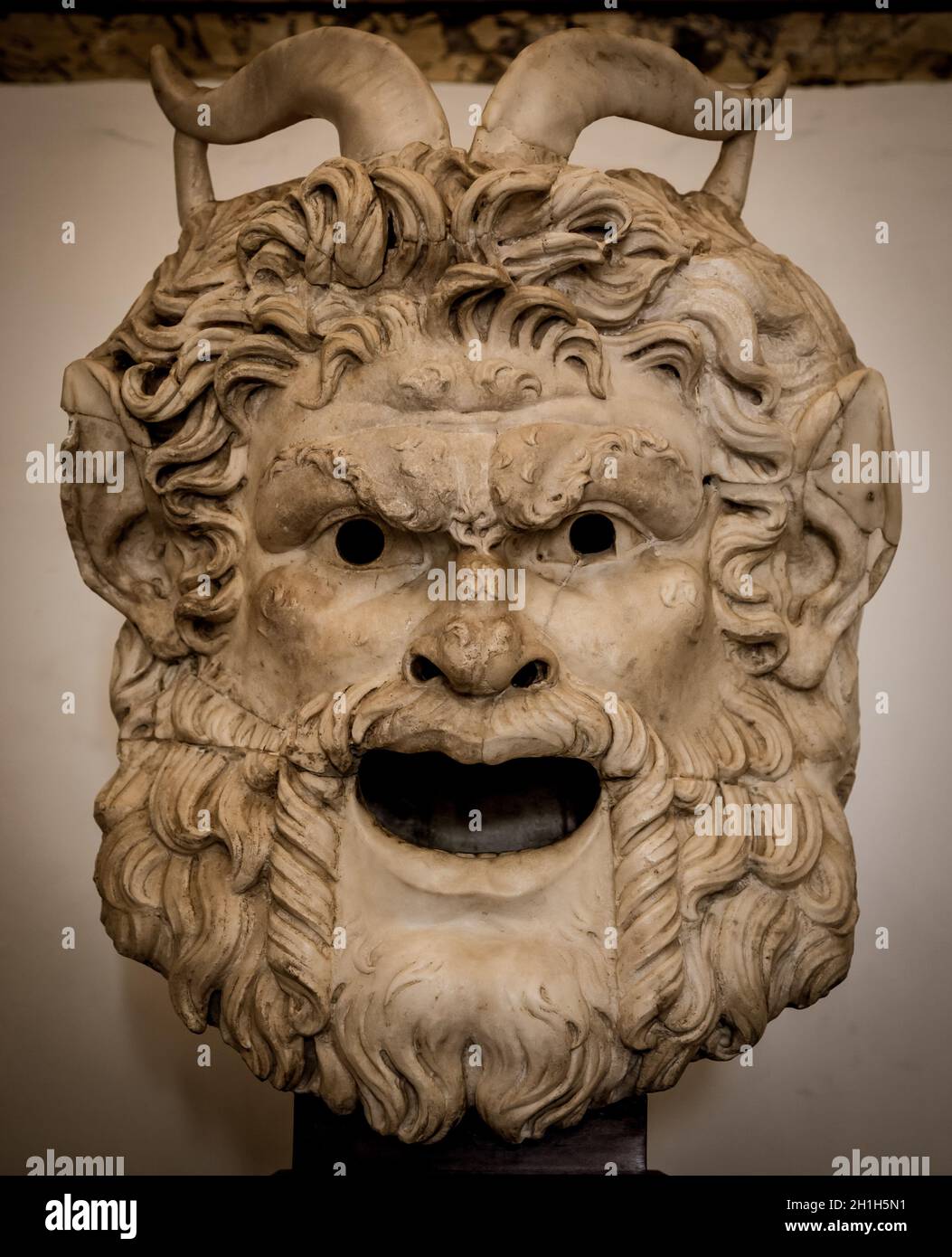 Tête de Satan fait de marbre, utile pour concept satanique Banque D'Images