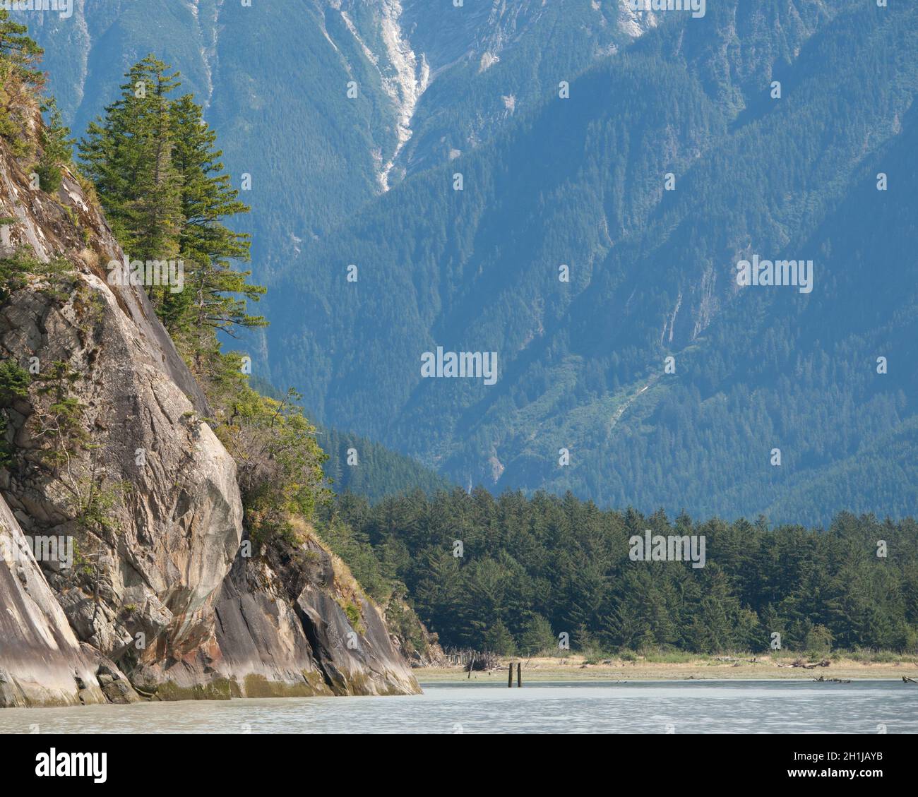 Côte de la Colombie-Britannique près de Bella Coola Banque D'Images