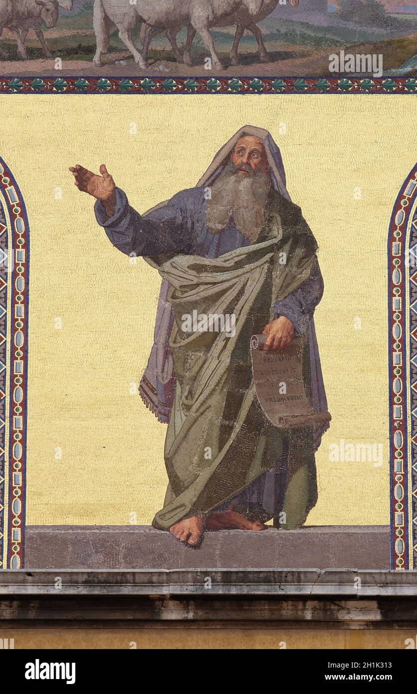 Mosaïque du Prophète Jérémie dans la façade de la basilique Saint-Paul à l'extérieur des murs, Rome, Italie Banque D'Images
