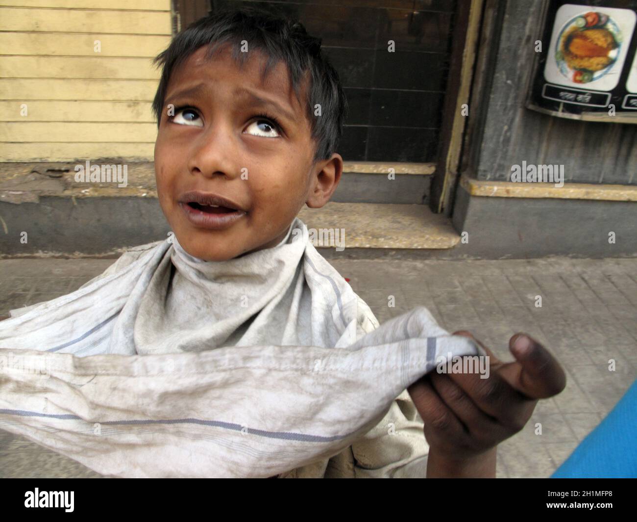 Rues de Kolkata.Des milliers de mendiants sont les castes les plus défavorisées qui vivent dans les rues. Banque D'Images