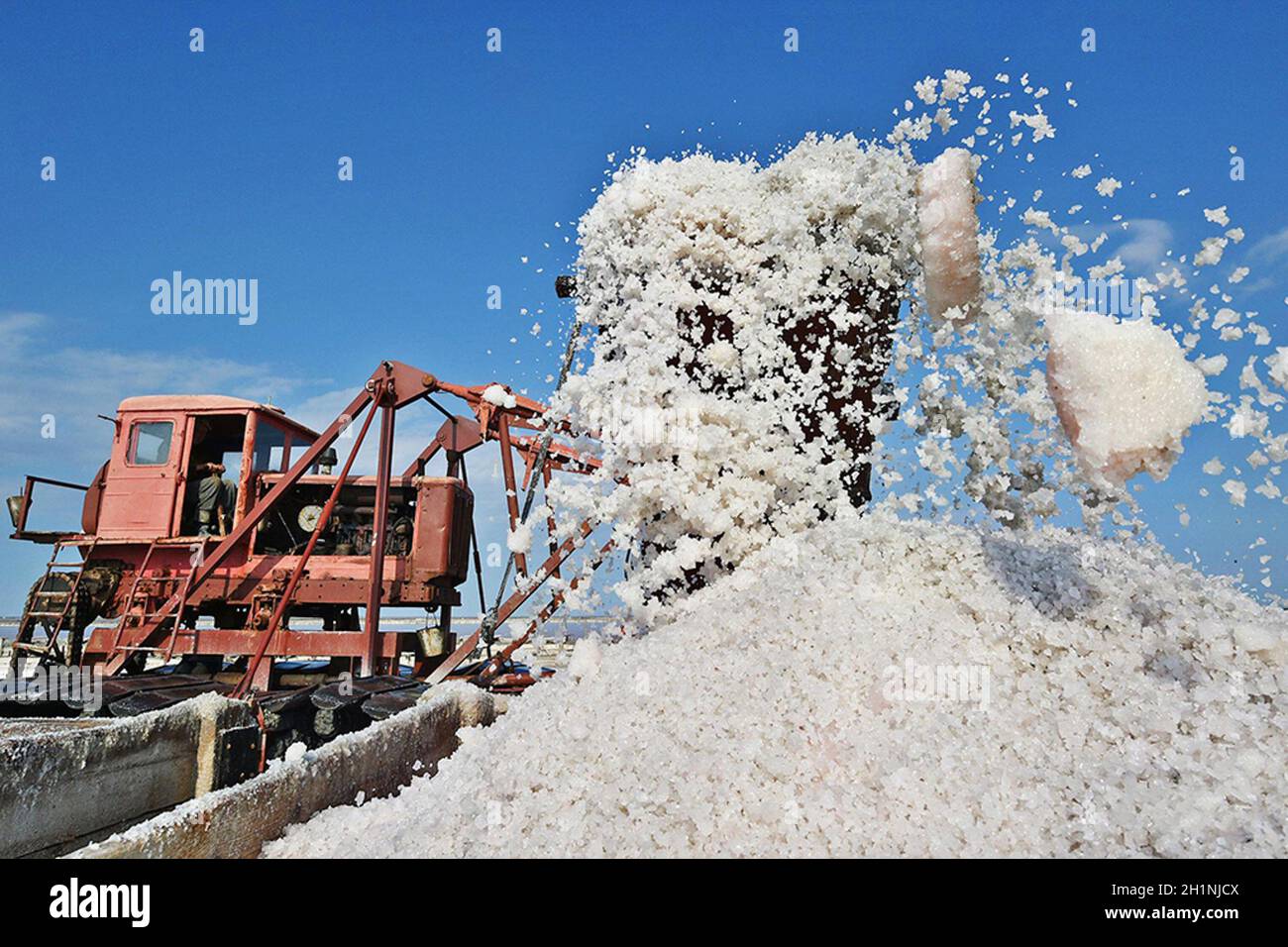 Dépôt de sel de table. Extraction du sel. Dépôt de sel de table. Extraction du sel. Banque D'Images