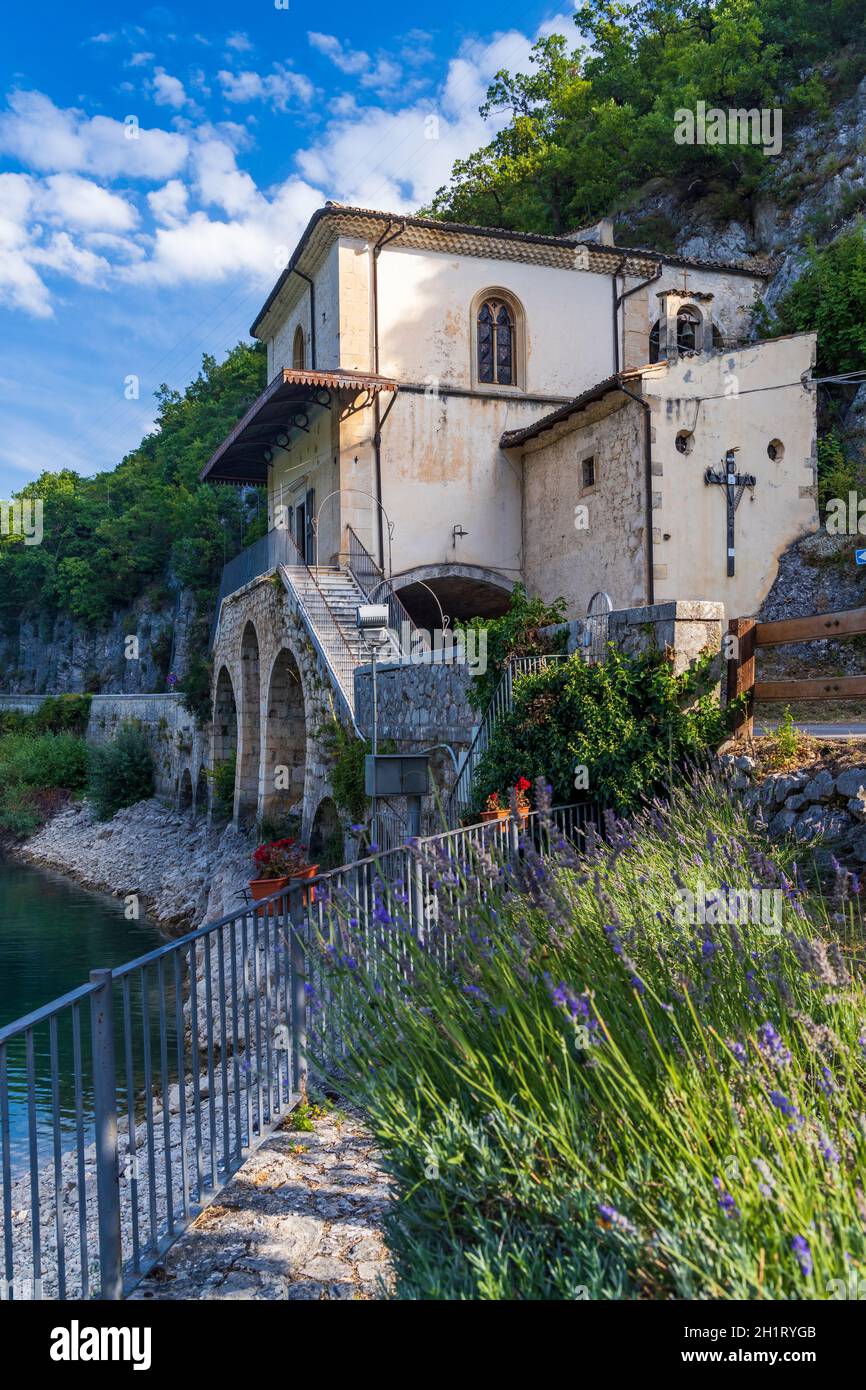 Eglise de Santa Maria Annunziata, Scanno, province de l'Aquila, région des Abruzzes, Italie Banque D'Images