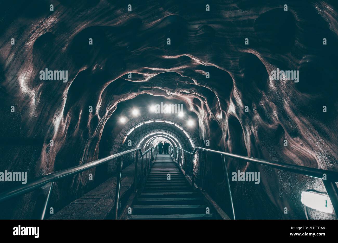 Escaliers d'entrée dans la mine de sel de Salina Turda dans la ville de Turda, Roumanie Banque D'Images