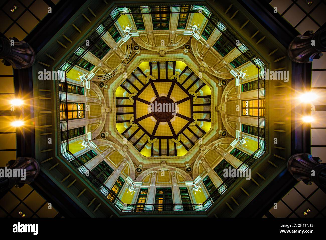 Peinture de plafond de la gare de Tokyo.Lieu de tournage : zone métropolitaine de Tokyo Banque D'Images