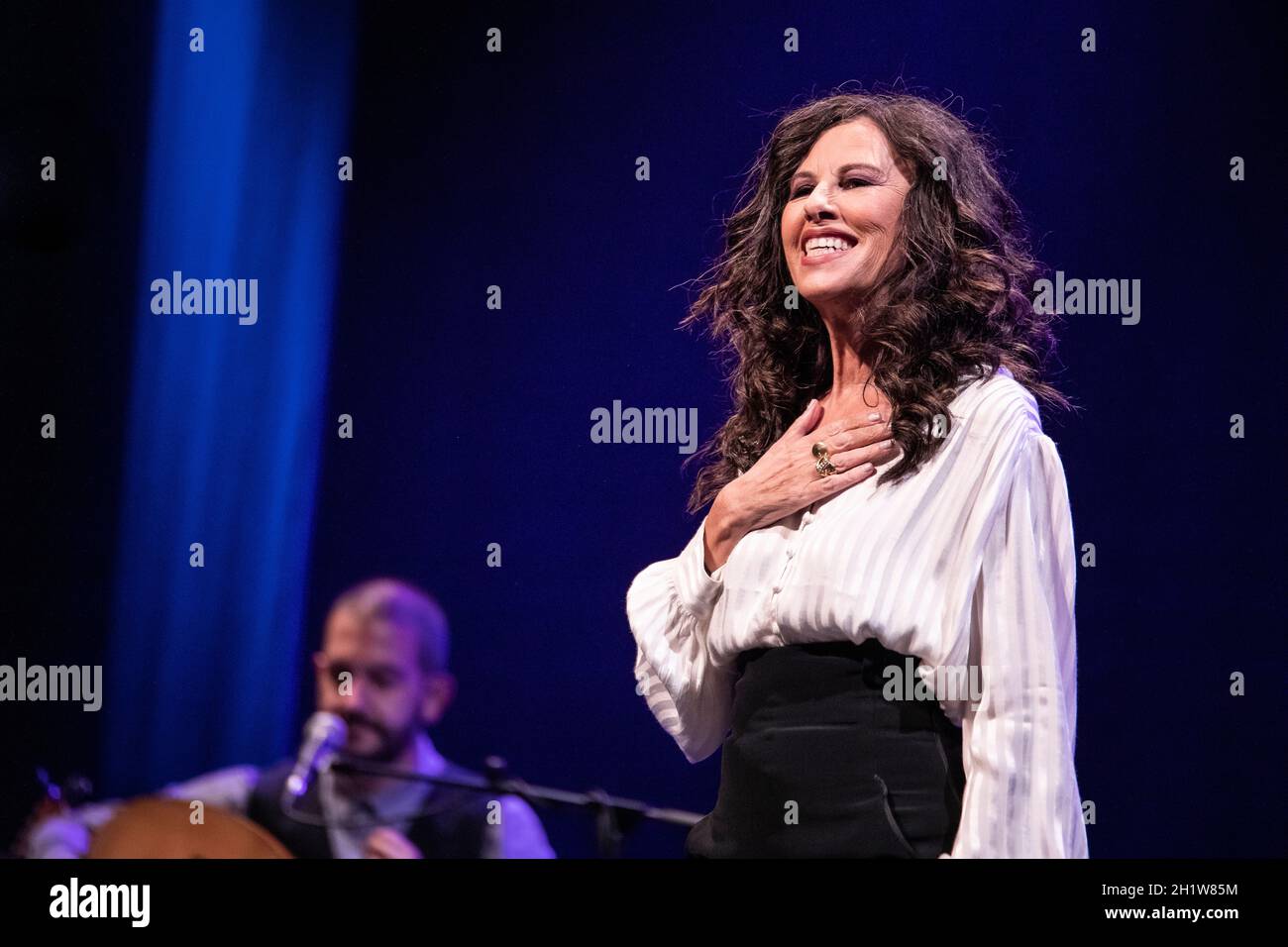Barcelone, Espagne.2021.10.15. Eleftheria Arvanitaki concert de chanteur à Sala BARTS.Photographe: Aitor Rodero. Banque D'Images