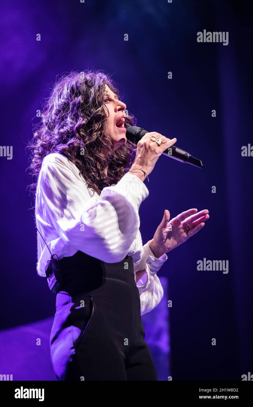 Barcelone, Espagne.2021.10.15. Eleftheria Arvanitaki concert de chanteur à Sala BARTS.Photographe: Aitor Rodero. Banque D'Images