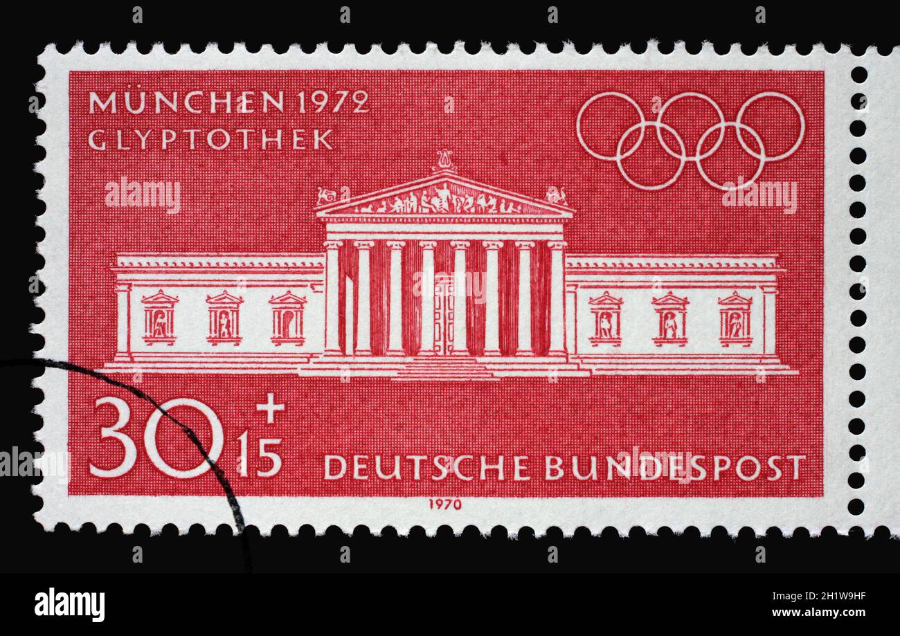 Un timbre imprimé en Allemagne montrant Glyptothek (construit en 1816-1830) à Munchen, Jeux Olympiques d'été 1972, vers 1970 Banque D'Images