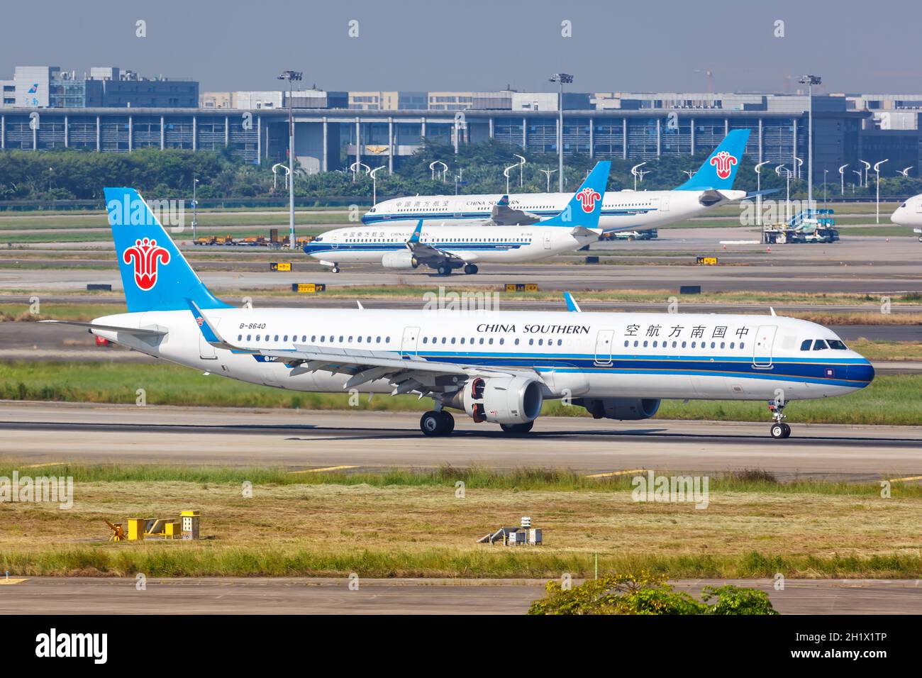Guangzhou, Chine - 24 septembre 2019 : avion Airbus A321 de China Southern Airlines à l'aéroport de Guangzhou Baiyun (CAN) en Chine. Banque D'Images