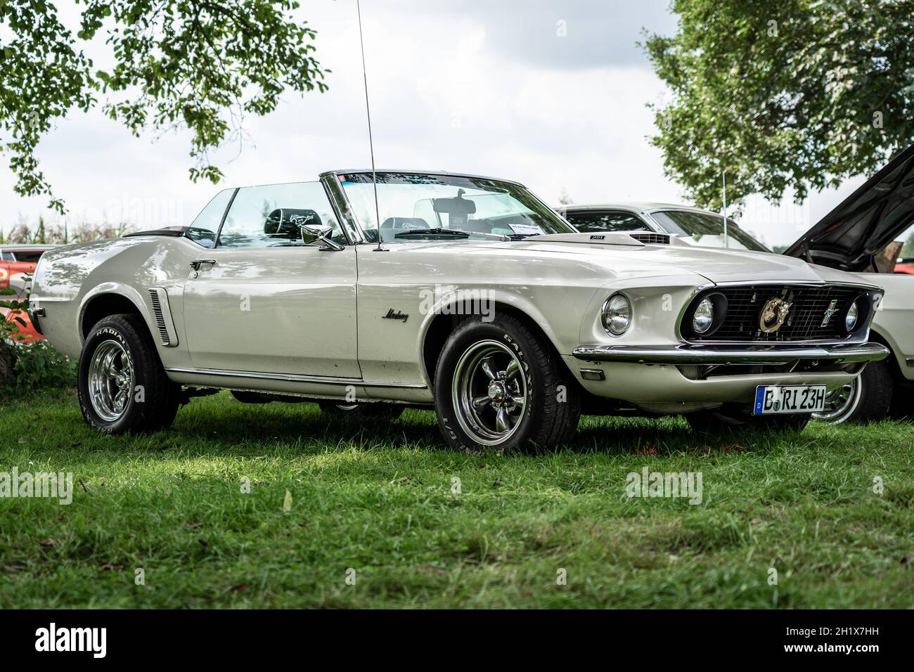 DIEDERSDORF, ALLEMAGNE - 21 AOÛT 2021 : la voiture de sport emblématique Ford Mustang, 1969. L'exposition « US car Classics ». Banque D'Images