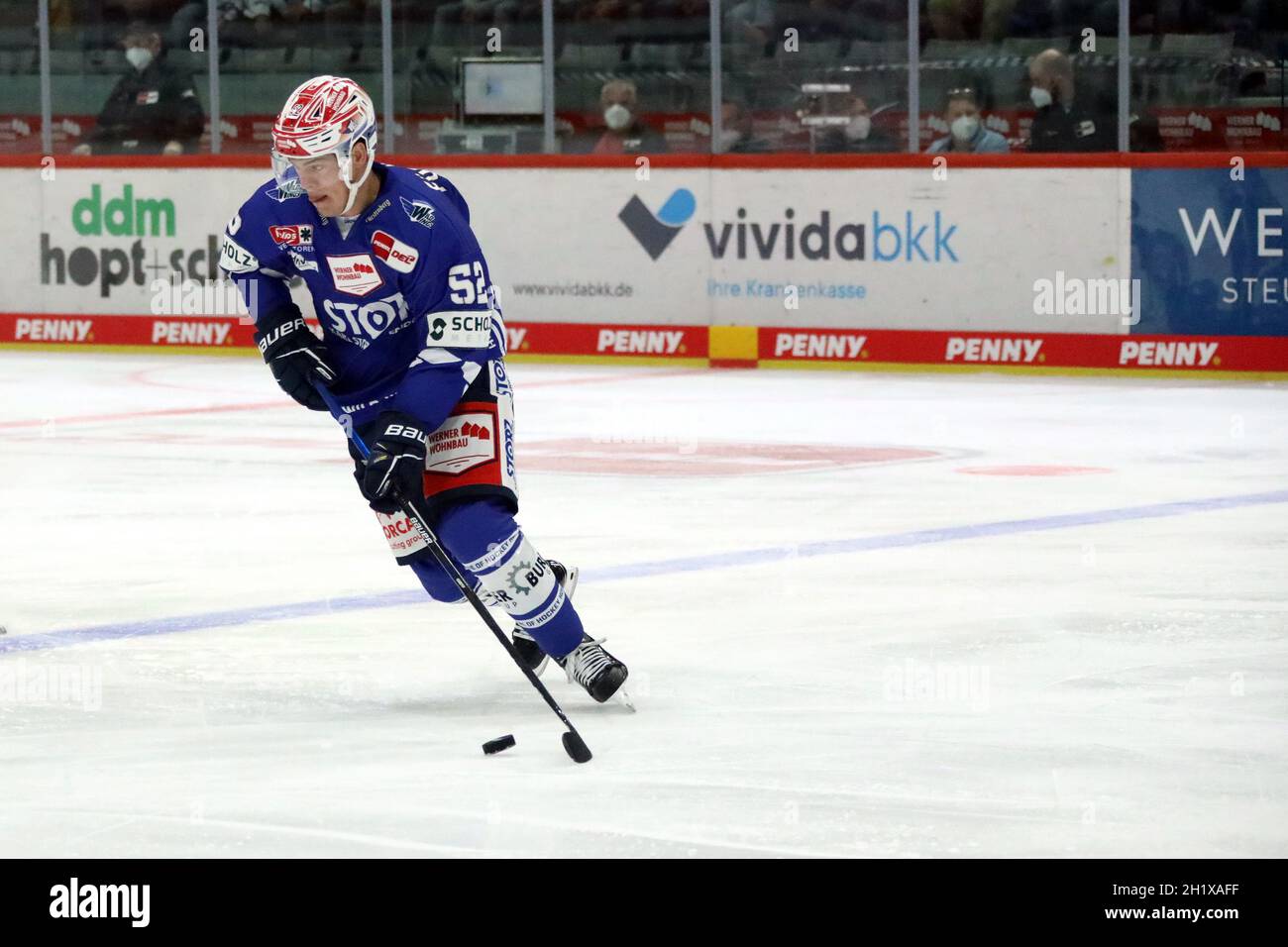 Johannes Huß (SERC Wild Wings) beim Eishockey: Testspiel SERC Wild Wings vs Augsburg Panther Banque D'Images