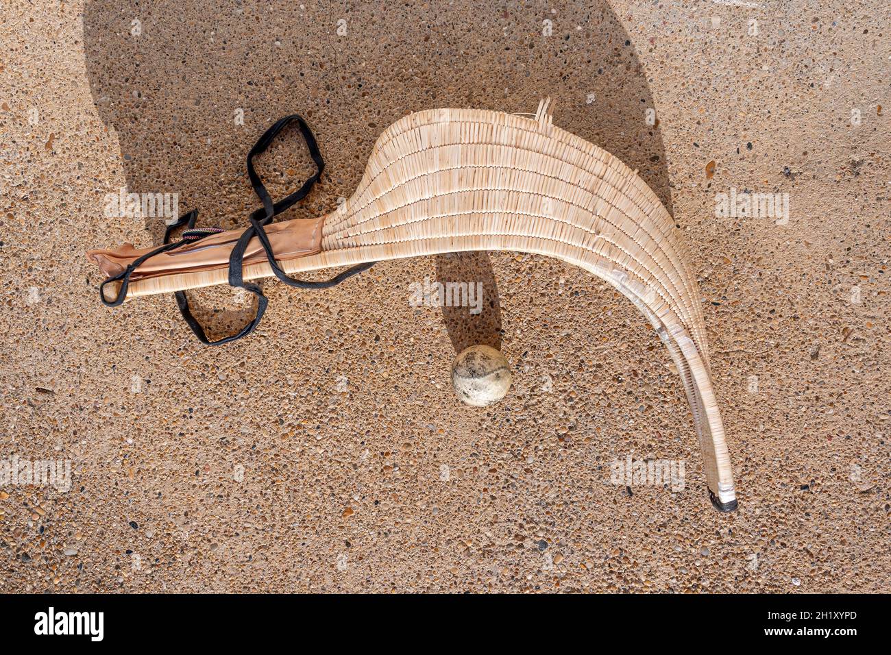 Chistera fait main par l'ancien champion du monde Patxi Tambourindeguy à Bidart Banque D'Images