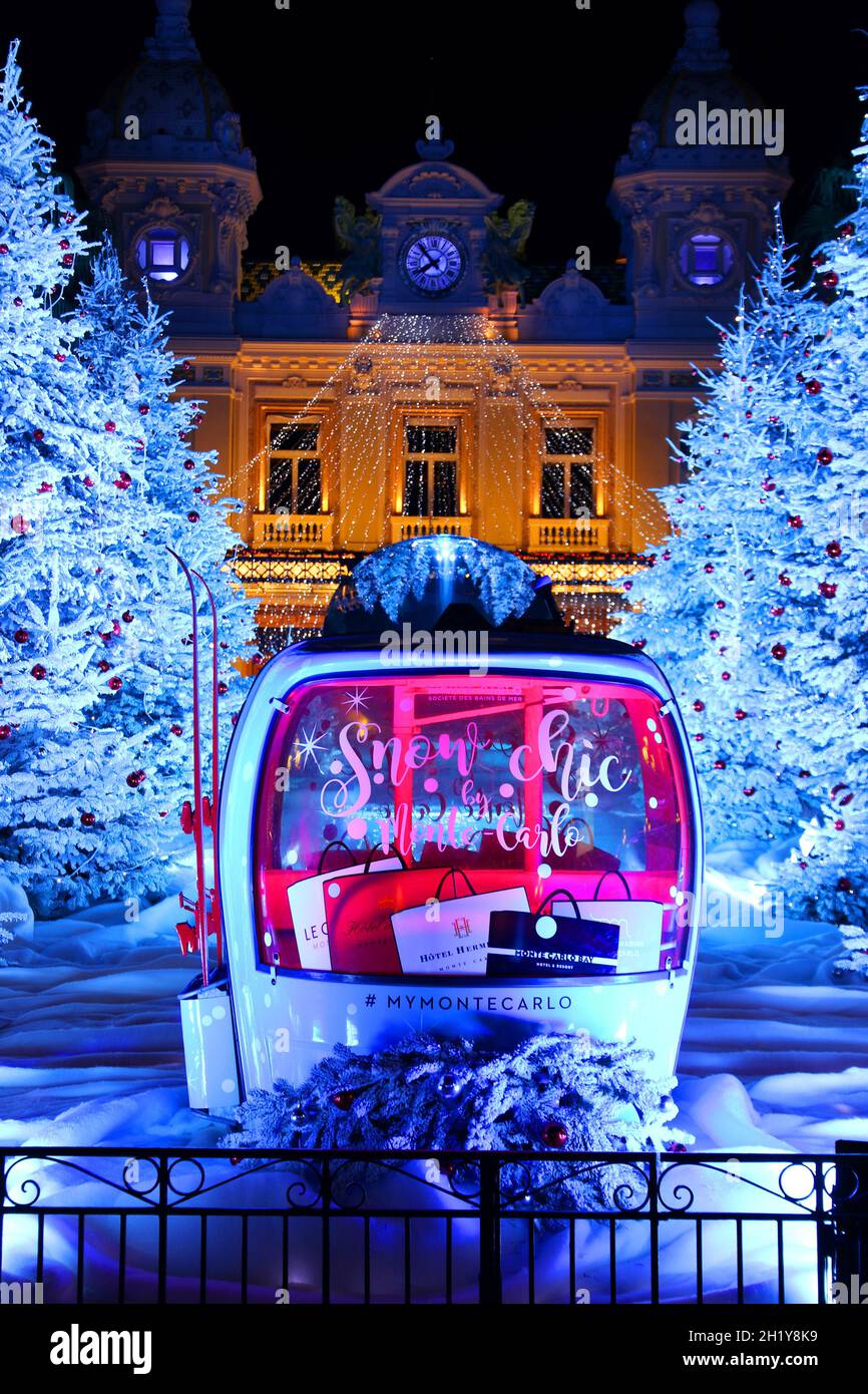 PRINCIPAUTÉ DE MONACO.PLACE DU CASINO.LUMIÈRES DE NOËL Banque D'Images