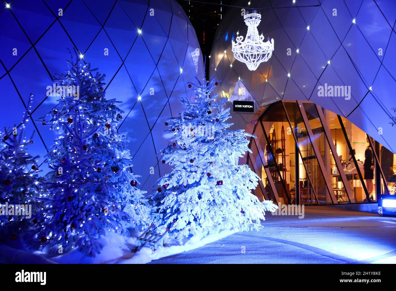 PRINCIPAUTÉ DE MONACO.PLACE DU CASINO.LUMIÈRES DE NOËL Banque D'Images