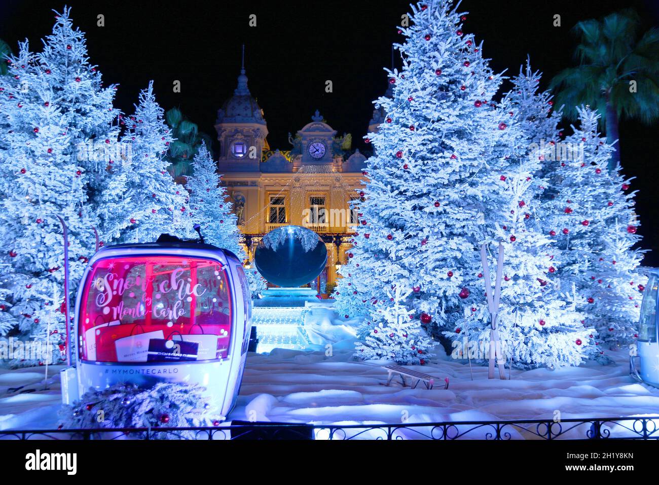 PRINCIPAUTÉ DE MONACO.PLACE DU CASINO.LUMIÈRES DE NOËL Banque D'Images