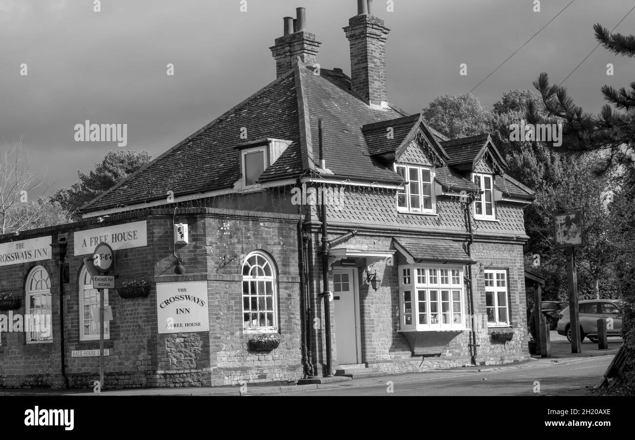 The Crossways Inn - public House - Churt, Farnham, Surrey, Angleterre, Royaume-Uni Banque D'Images