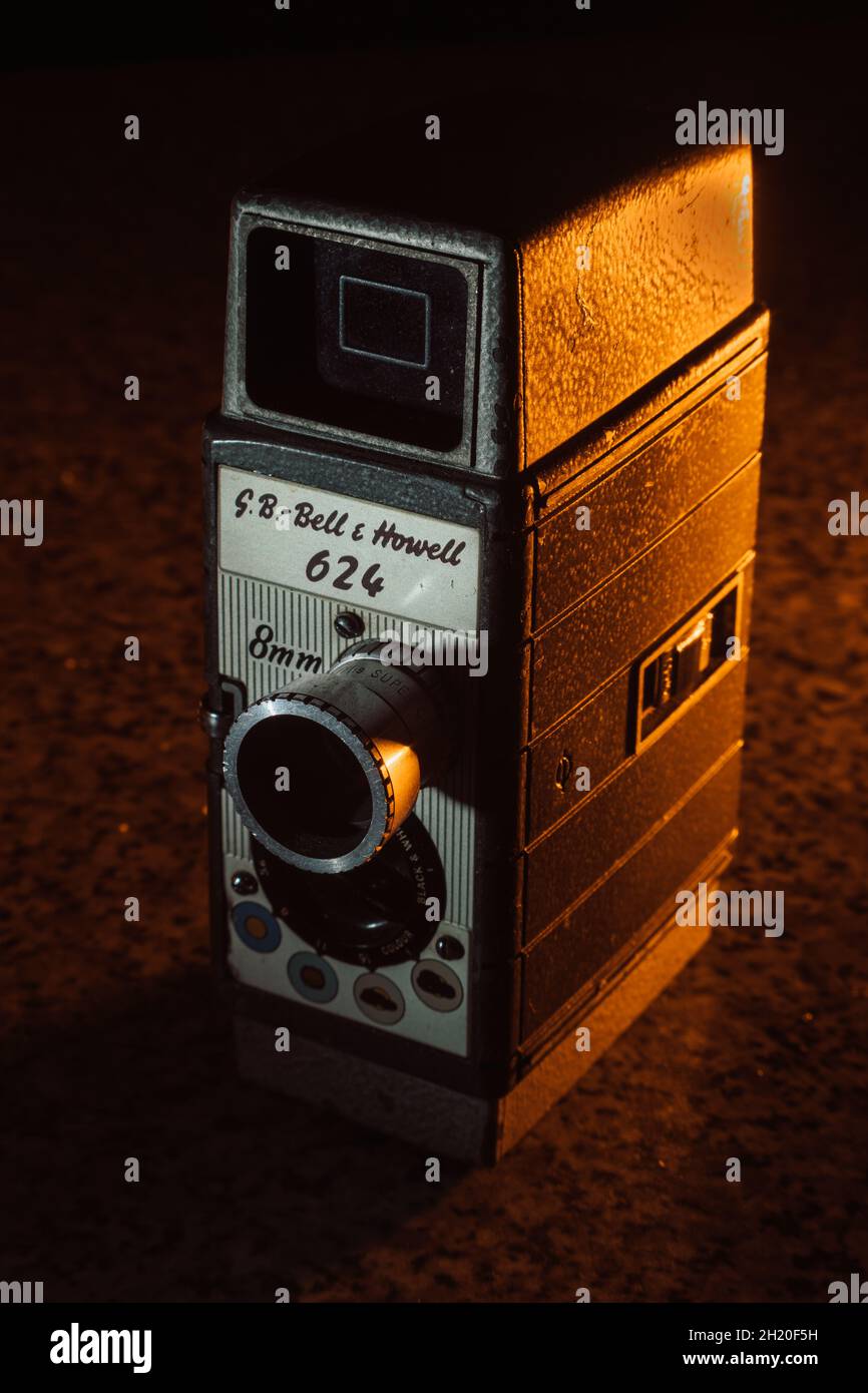 Appareil photo de cinéma vintage Bell & Howell 624 8mm Banque D'Images