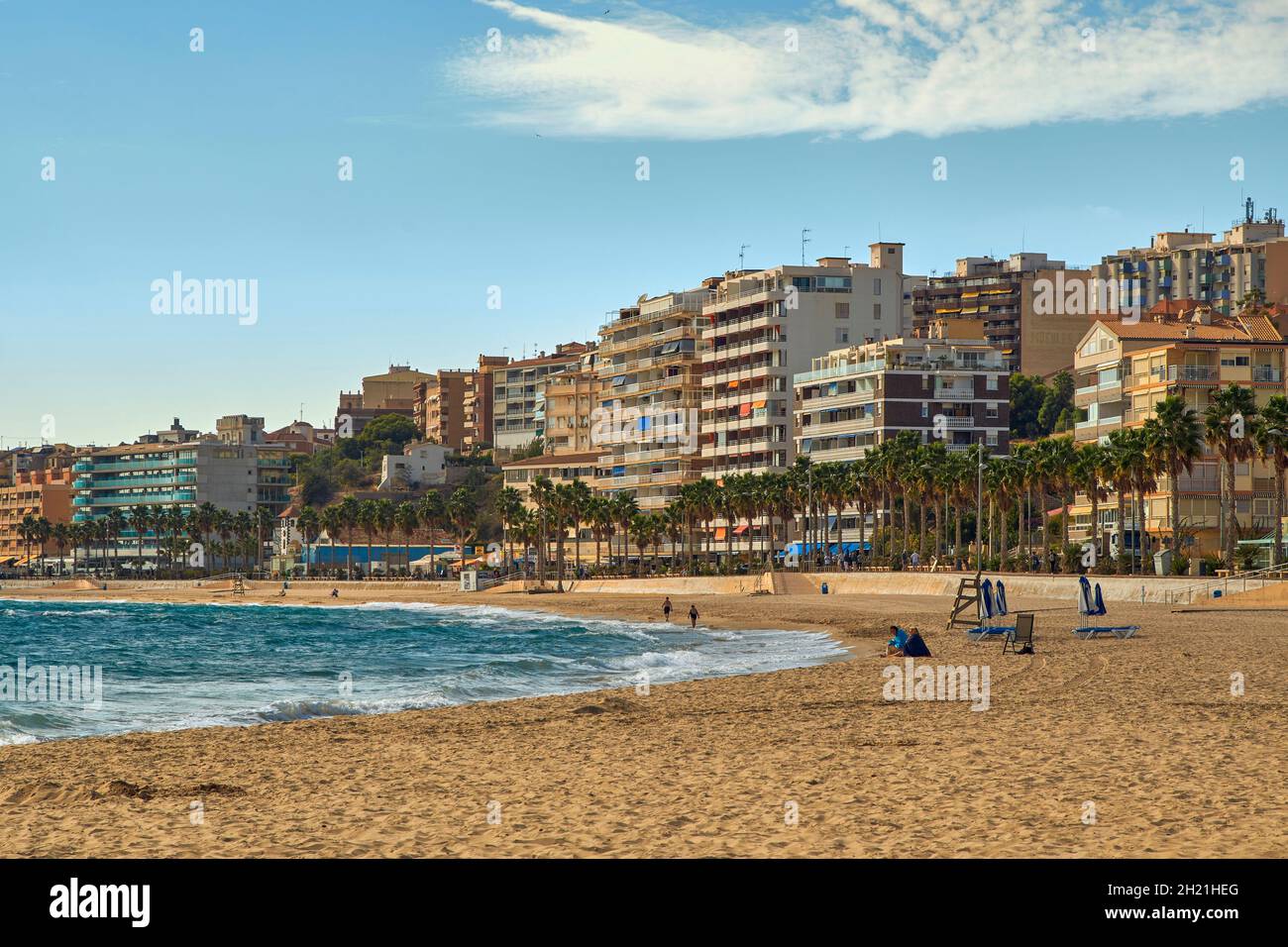 Promenade en bord de mer à Villajoyosa sur la Costa Blanca, province d'Alicante, Espagne, Europe Banque D'Images