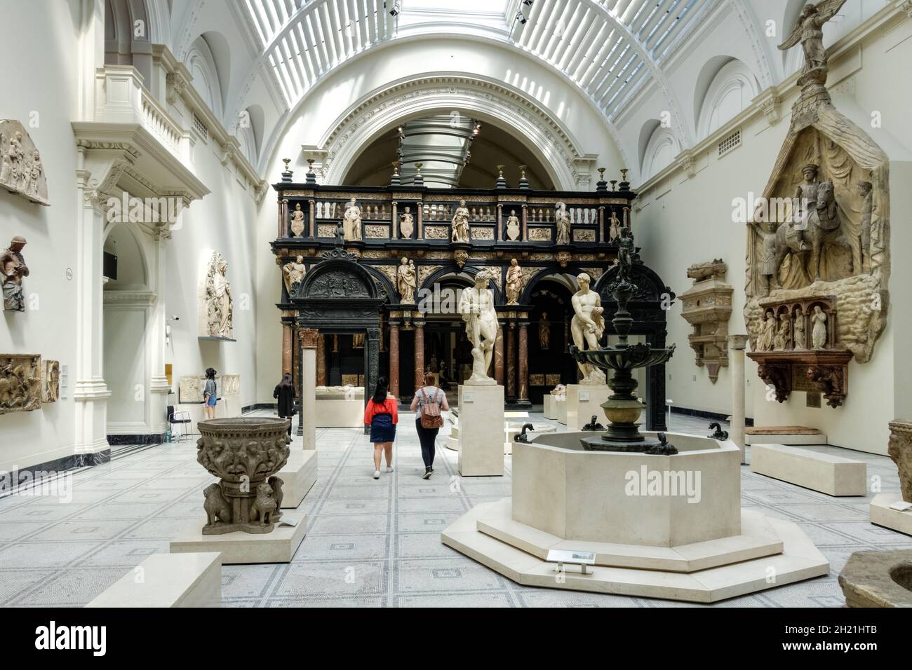 Collection d'œuvres d'art historiques à Victoria and Albert Museum, Londres, Angleterre, Royaume-Uni Banque D'Images