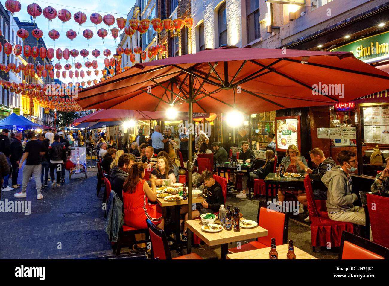 Restaurant chinois sur la rue Gerrard dans Chinatown, Londres Angleterre Royaume-Uni UK Banque D'Images