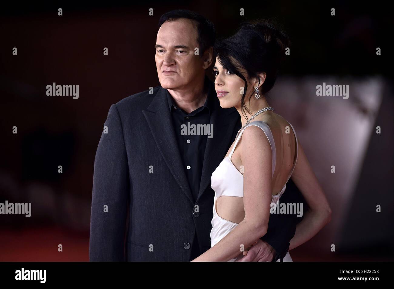 Roma, Italie.19 octobre 2021.Quentin Tarantino et Daniella Pick assistent à la rencontre étroite du tapis rouge lors du 16e Festival du film de Rome 2021 le 19 octobre 2021 à Rome, Italie.Photo de Rocco Spaziani/UPI crédit: UPI/Alay Live News Banque D'Images