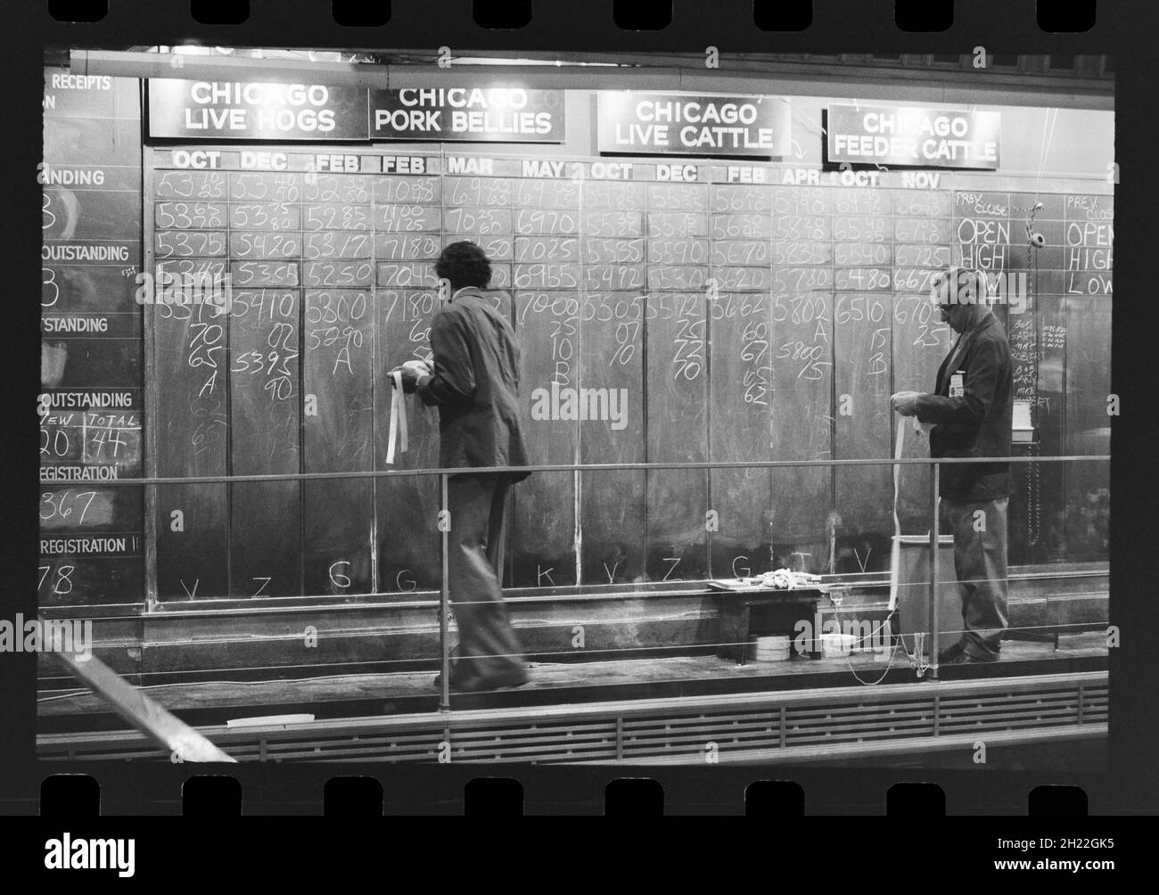 Tableau noir au Chicago Board of Trade, 10-17-1978.Fondé en 1848, il est le plus ancien marché à terme et d'options au monde. Banque D'Images