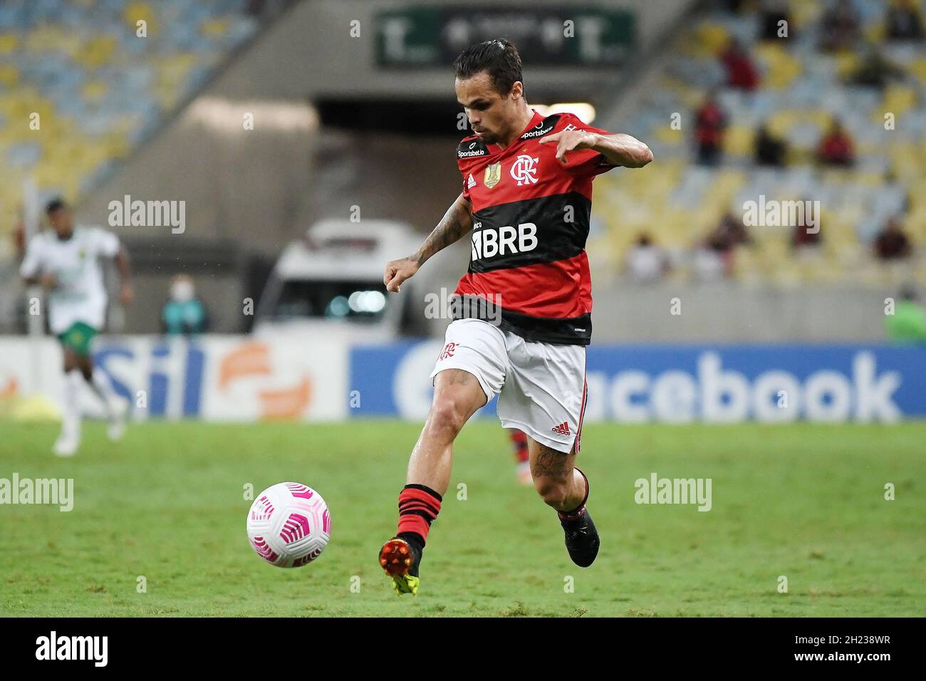 Rio de Janeiro, Brésil, 17 octobre 2021.Joueur de football Michael de flamengo pendant le match contre Cuiabá pour le championnat brésilien à maracanã Banque D'Images