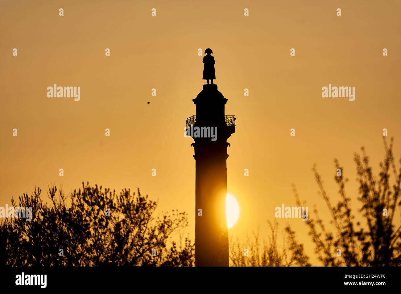 Wimille (nord de la France) : la colonne de la Grande Armée, par l'architecte Eloi Lamarre, érigée à la gloire de la Grande Armée par Napoléon le Grand, ov Banque D'Images