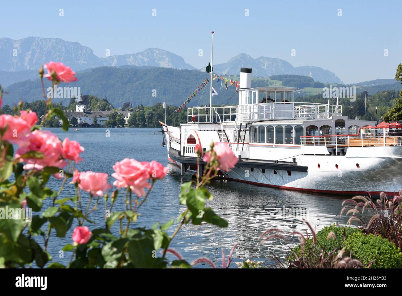 Der Dampfer 'Gisela' à Gmunden am Traunsee (Salzkammergut, Oberösterreich, Österreich) - le bateau à vapeur 'Gisela' à Gmunden près du lac Traunsee (Salzk Banque D'Images