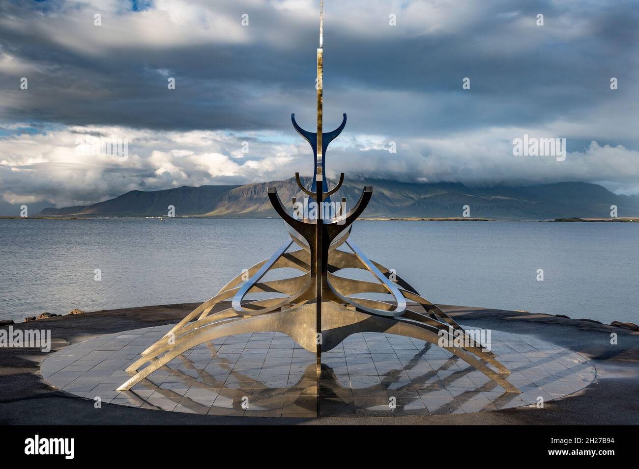 Bien Voyager (Solfar) Sculpture (Jon Gunnar Arnason, sculpteur), Reykjavik, Islande Banque D'Images