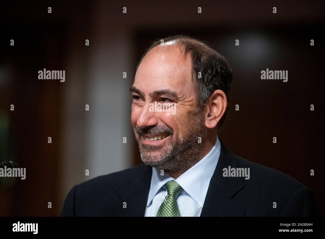 Jonathan Eric Kaplan comparaît devant une audience du Comité sénatorial des relations étrangères pour sa nomination à titre d'ambassadeur en République de Singapour, dans l'édifice Dirksen du Bureau du Sénat à Washington, DC, le mercredi 20 octobre 2021.Crédit : Rod Lamkey/CNP/MediaPunch Banque D'Images