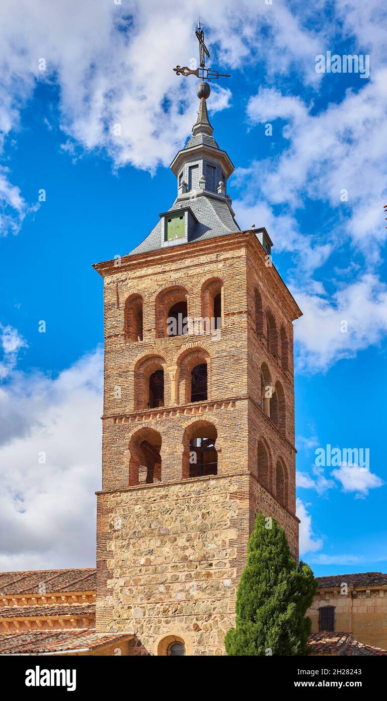 Église San Andres, sur la place Plaza de la Merced.Ségovie, Espagne. Banque D'Images