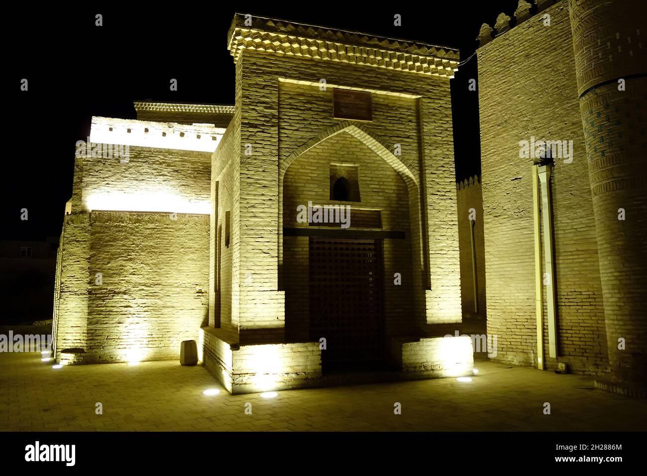 UCH Avliyo Bobo Mausolée (1549 ou 1561, rénové en 1821), Khiva, région de Xorazm, Ouzbékistan,Asie centrale Banque D'Images