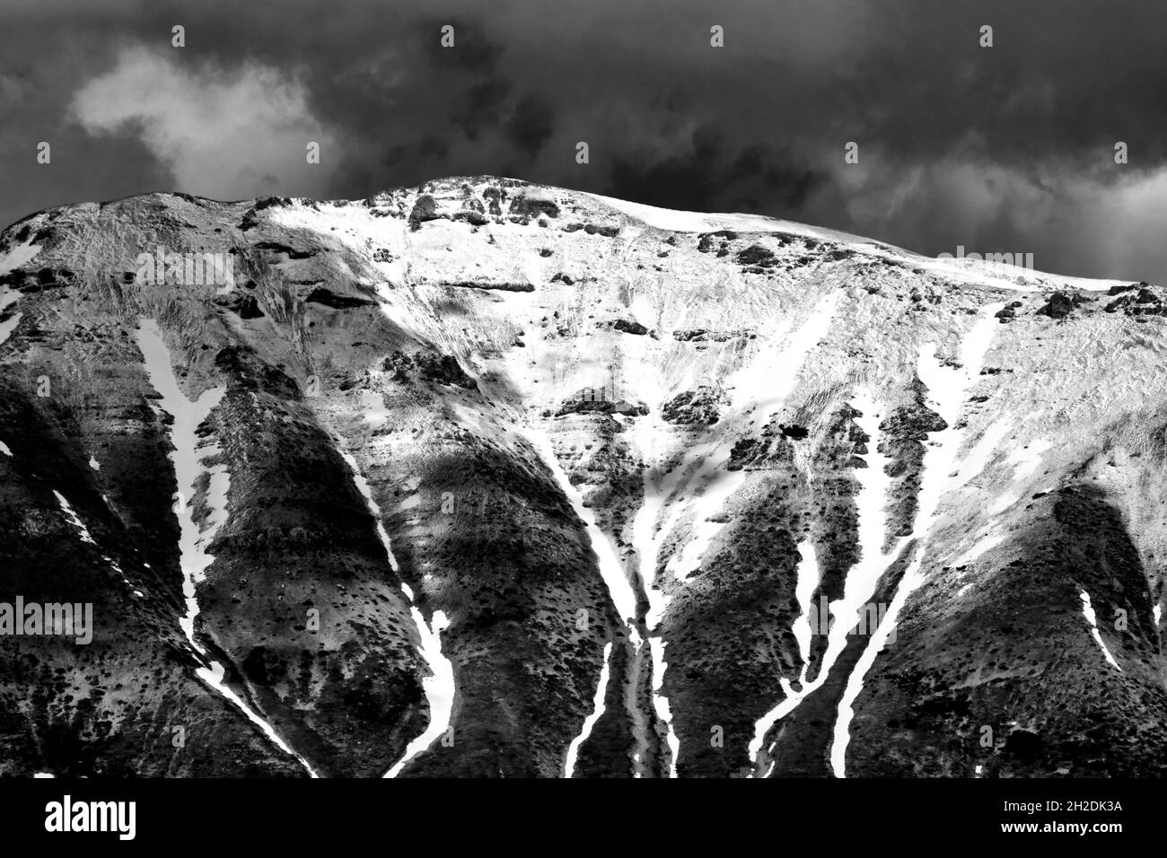 Montagnes enneigées du parc national de Maiella, Abruzzes Italie Banque D'Images