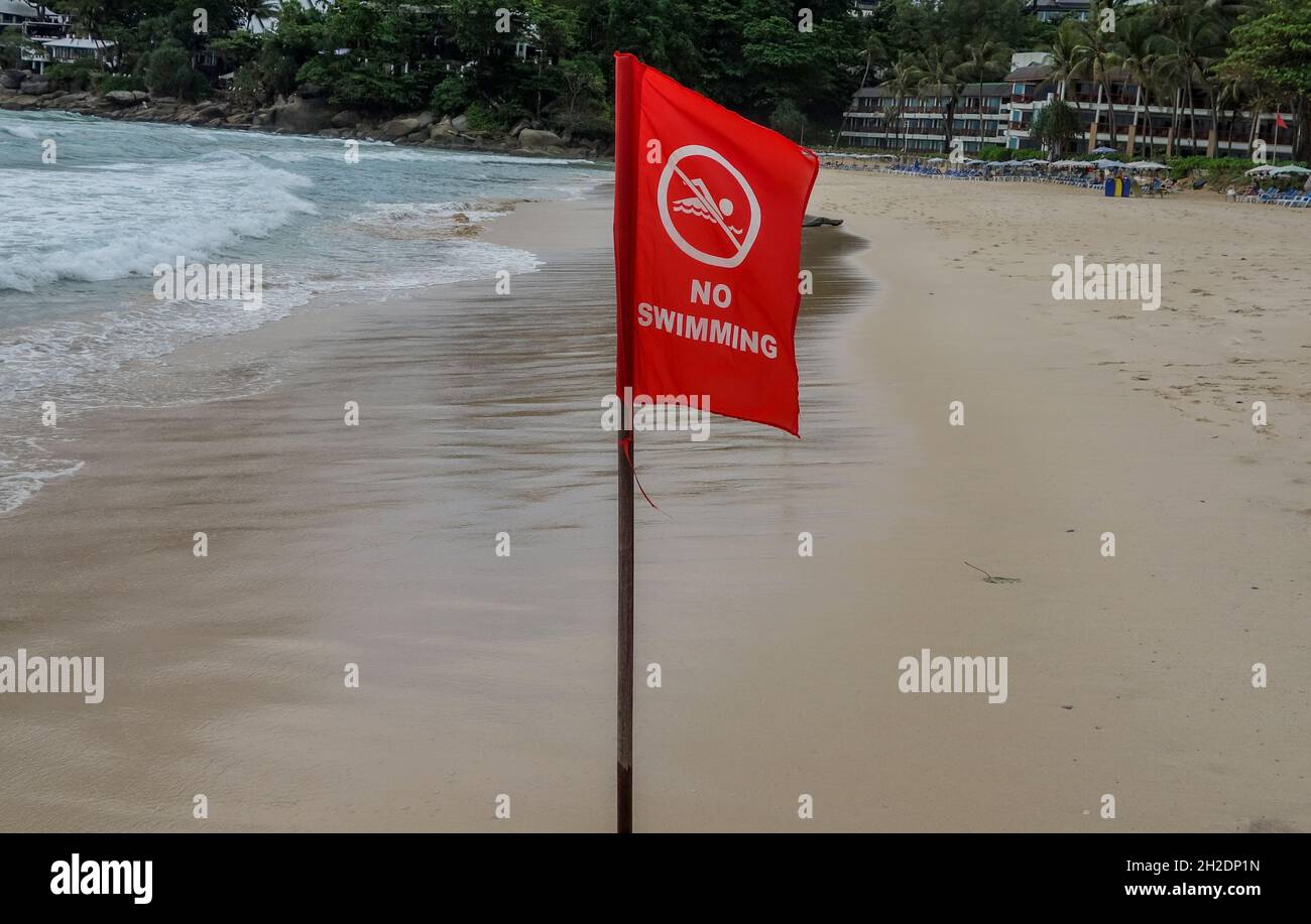 Avertissement plage interdit de nager Banque D'Images