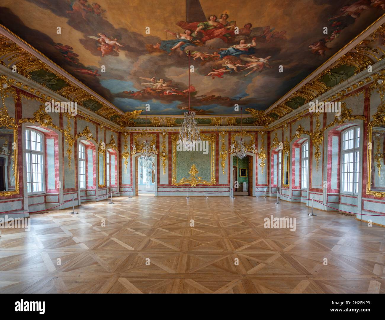 Le Gold Hall – salle dukes Throne à l'intérieur du palais Rundale - Pilsrundale, Lettonie Banque D'Images
