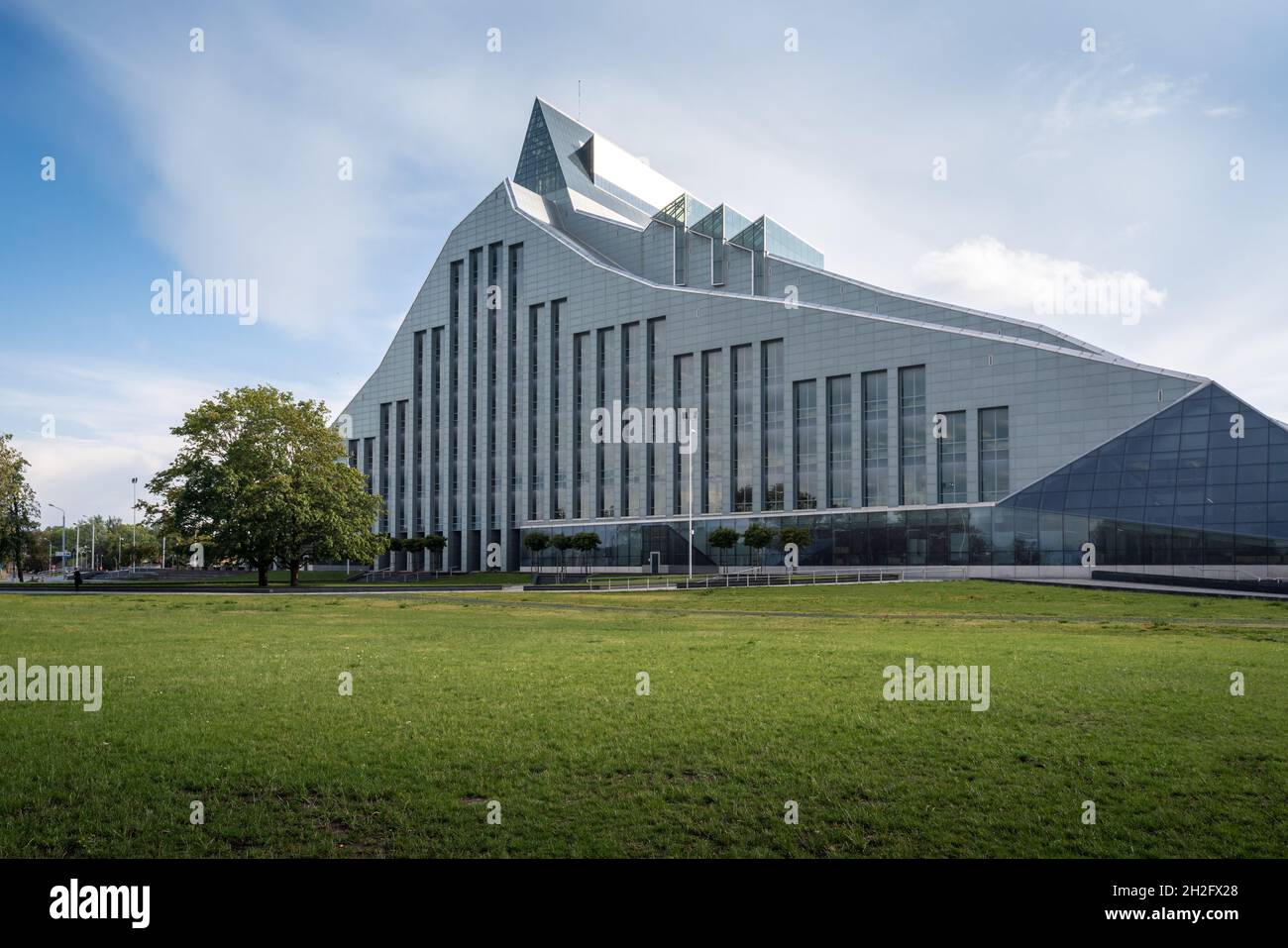 Bibliothèque nationale de Lettonie également connue sous le nom de Château de lumière - Riga, Lettonie Banque D'Images