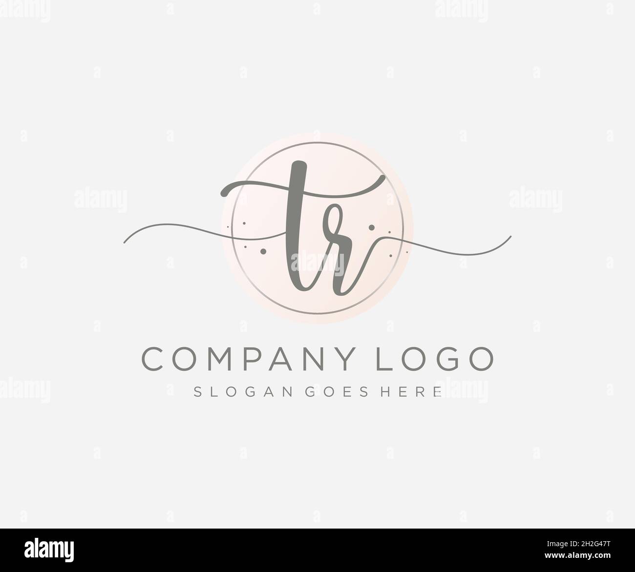 Logo TR féminin.Utilisable pour les logos nature, salon, Spa, cosmétique et Beauté.Elément de modèle de logo Flat Vector. Illustration de Vecteur