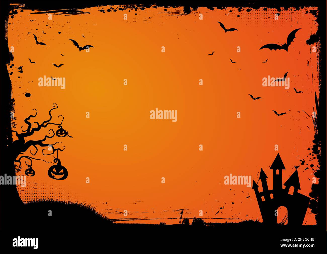 Le fond blanc horizontal Halloween avec bordure de grunge orange dégradé, chauve-souris, citrouille Banque D'Images