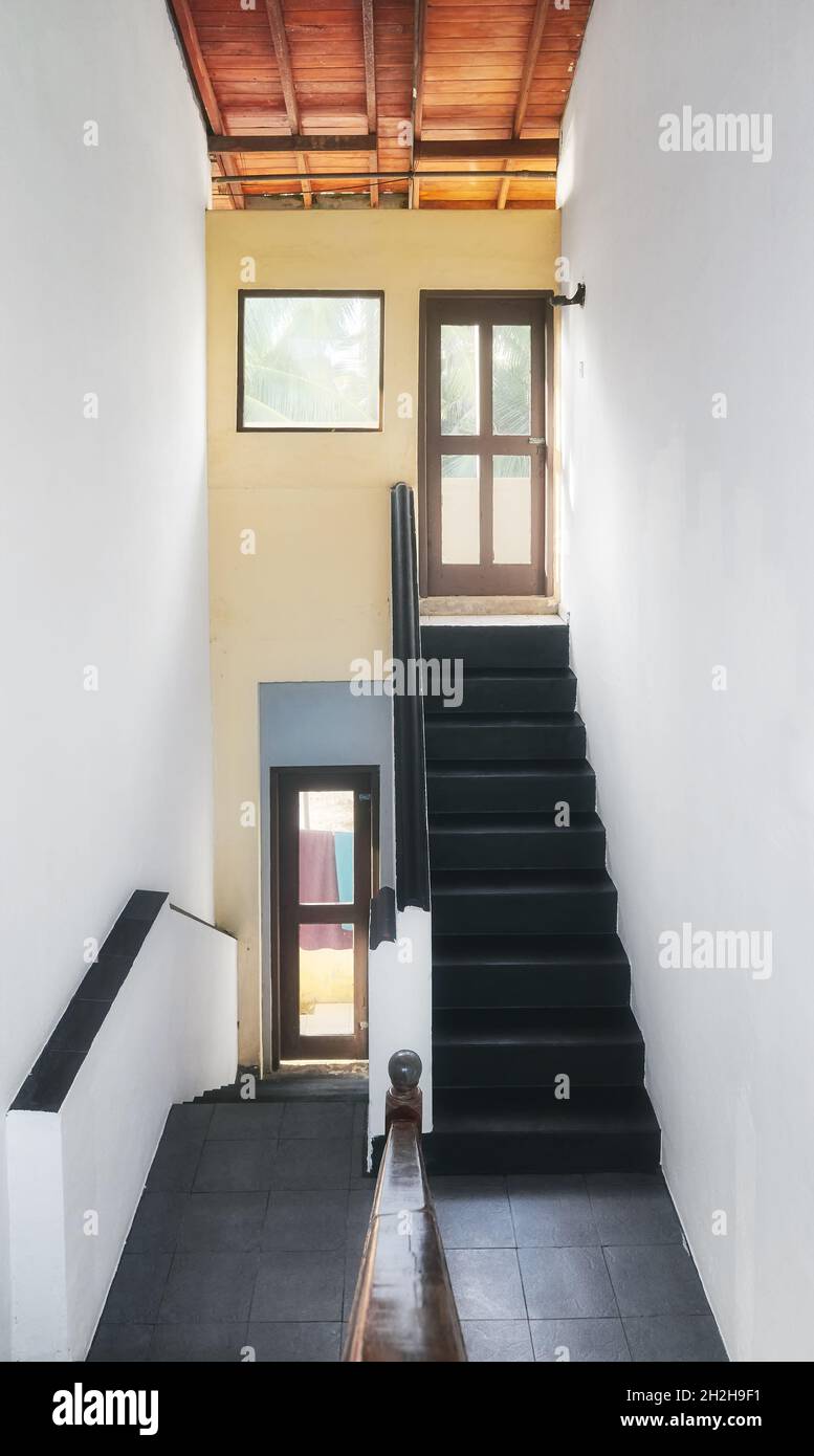 Photo d'un escalier de maison. Banque D'Images