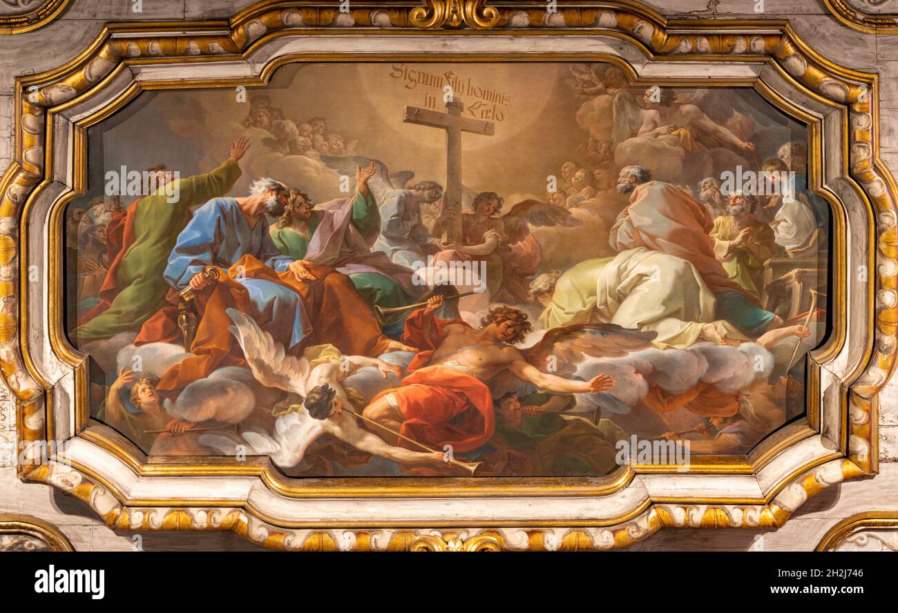ROME, ITALIE - 2 SEPTEMBRE 2021 : la peinture apparition de la Croix le jour du jugement dans l'église Basilique de Santa Croce à Gerusalemme Banque D'Images