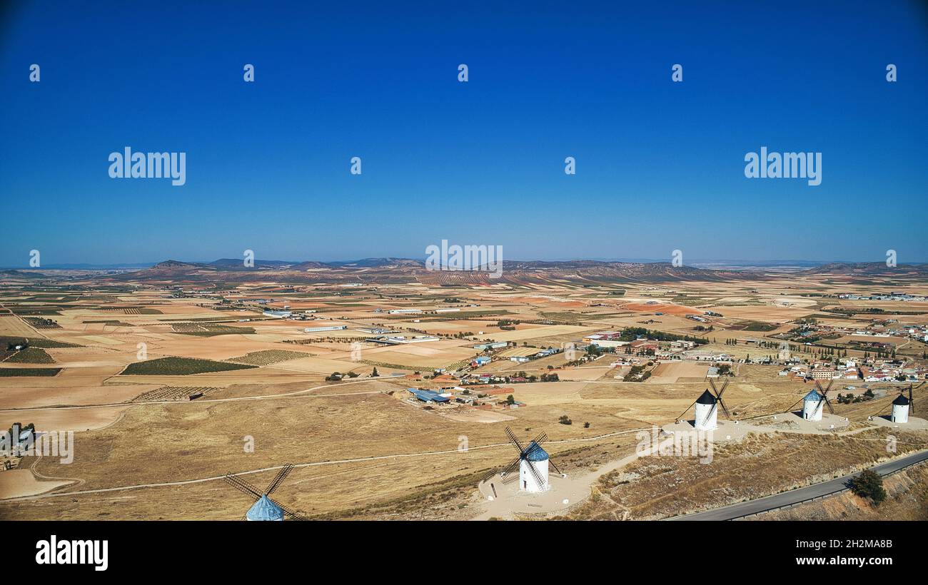 Les moulins à vent qui se trouvent encore à consuegra sont parmi les mieux préservés en Espagne Banque D'Images