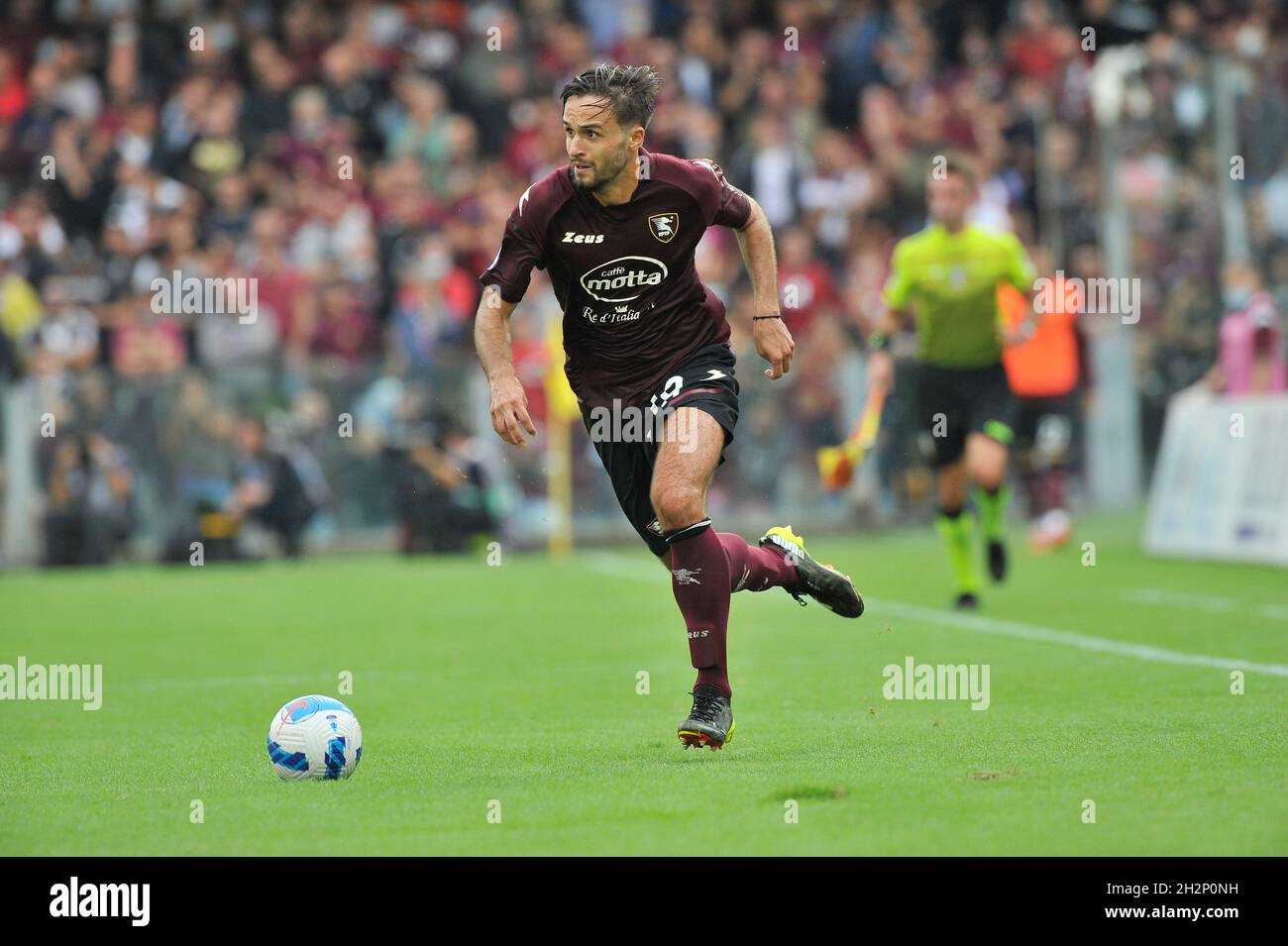 joueur de Salernitana, pendant le match de la série italienne Un championnat entre Salernitana vs Empoli résultat final , match joué au stade Aerechi à Salerno.Salerno, Italie, 23 octobre 2021.(Photo par Vincenzo Izzo/Sipa USA) Banque D'Images