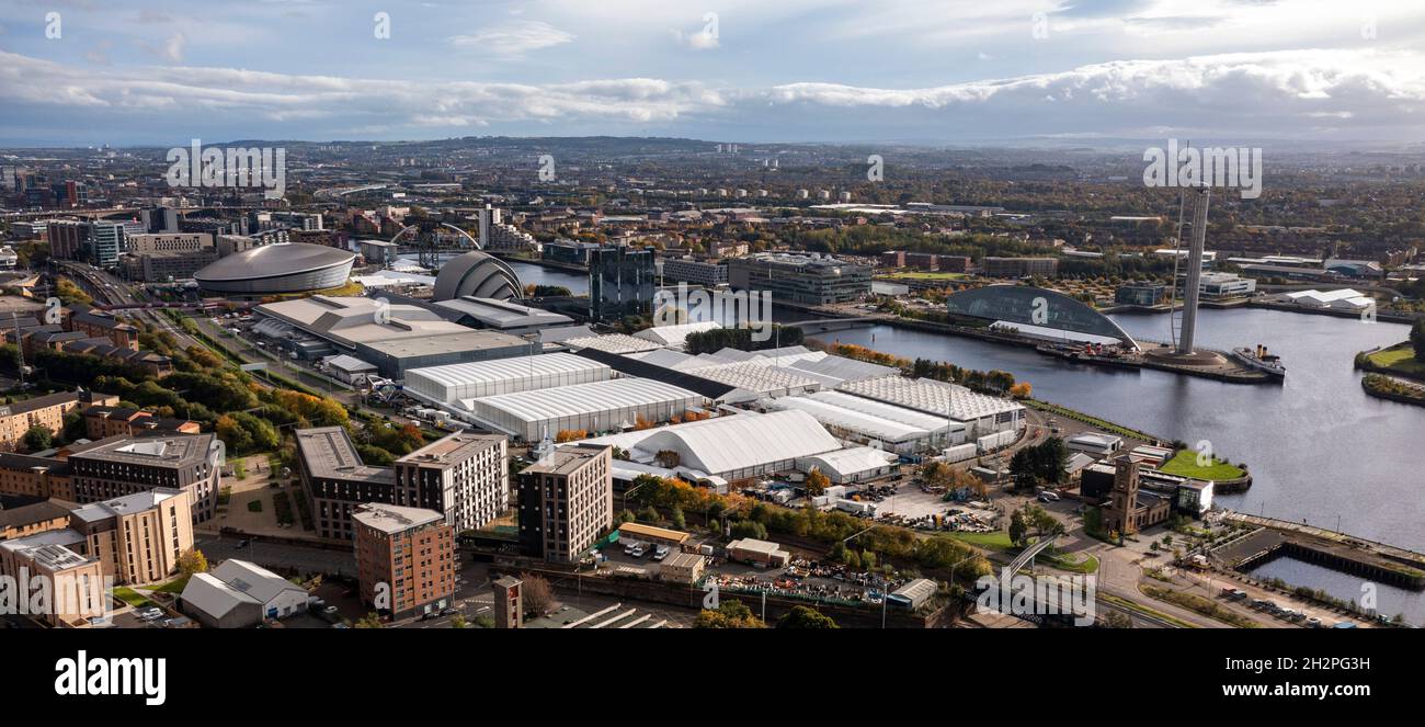 Glasgow, Écosse, Royaume-Uni.23 octobre 2021.PHOTO : vue aérienne de drone en regardant depuis le dessus du site de la COP26.Crédit : Colin Fisher/Alay Live News Banque D'Images